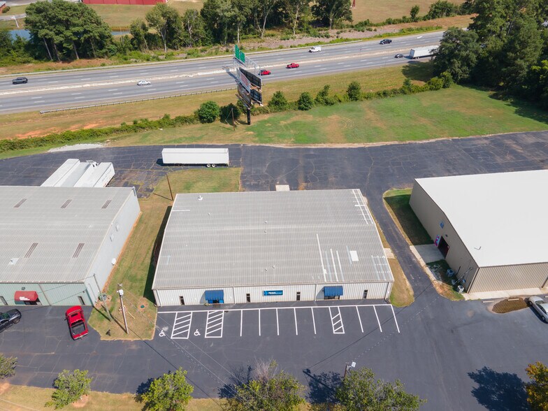 Primary Photo Of 107 Hurricane Creek Dr, Piedmont Warehouse For Lease