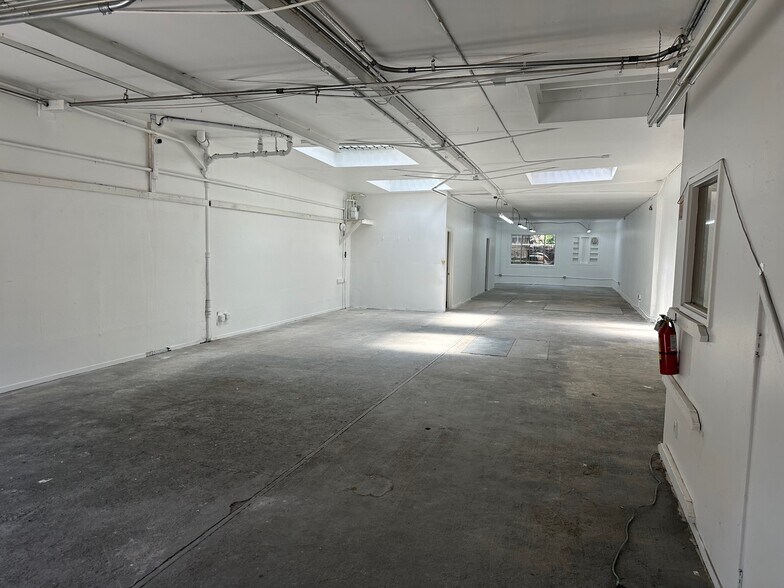 More Photos Of 1356 Harrison St, San Francisco Warehouse For Lease
