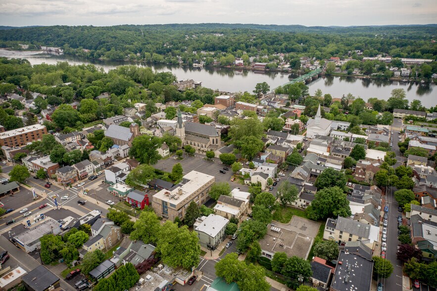 More Photos Of 41 Church St, Lambertville Apartments For Sale