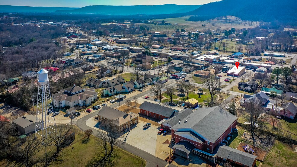 More Photos Of 223 W Main St, Mountain View Storefront For Sale