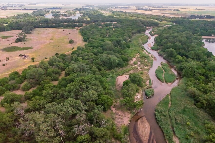 More Photos Of 9111 Long View Road, Burrton Land For Sale