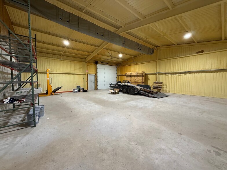 More Photos Of 150 Russell Ln, Dripping Springs Unknown For Lease