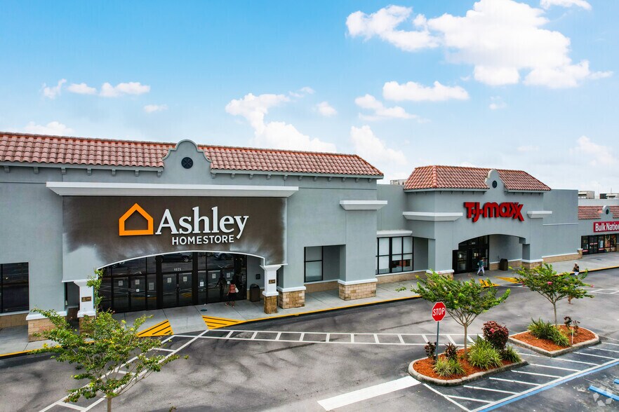 More Photos Of 4011-4159 US Highway 98 N, Lakeland Unknown For Lease