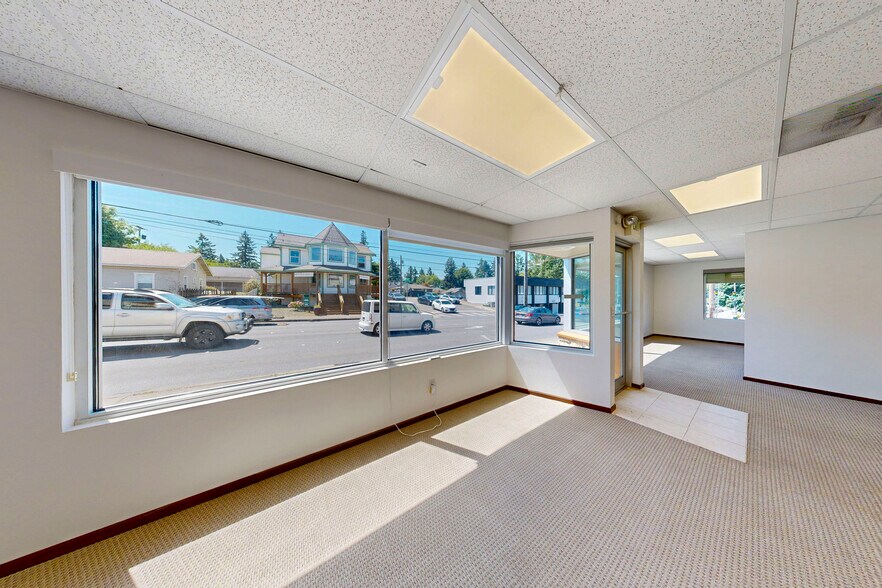 More Photos Of 502 Custer Way SE, Olympia Warehouse For Sale