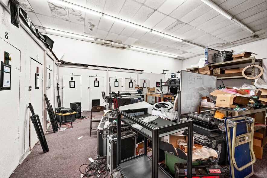 More Photos Of 350 Garfield Ave, Duluth Warehouse For Lease