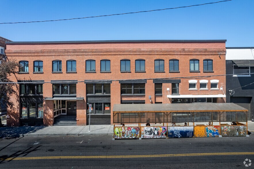 More Photos Of 105-117 SE Taylor St, Portland Office For Lease