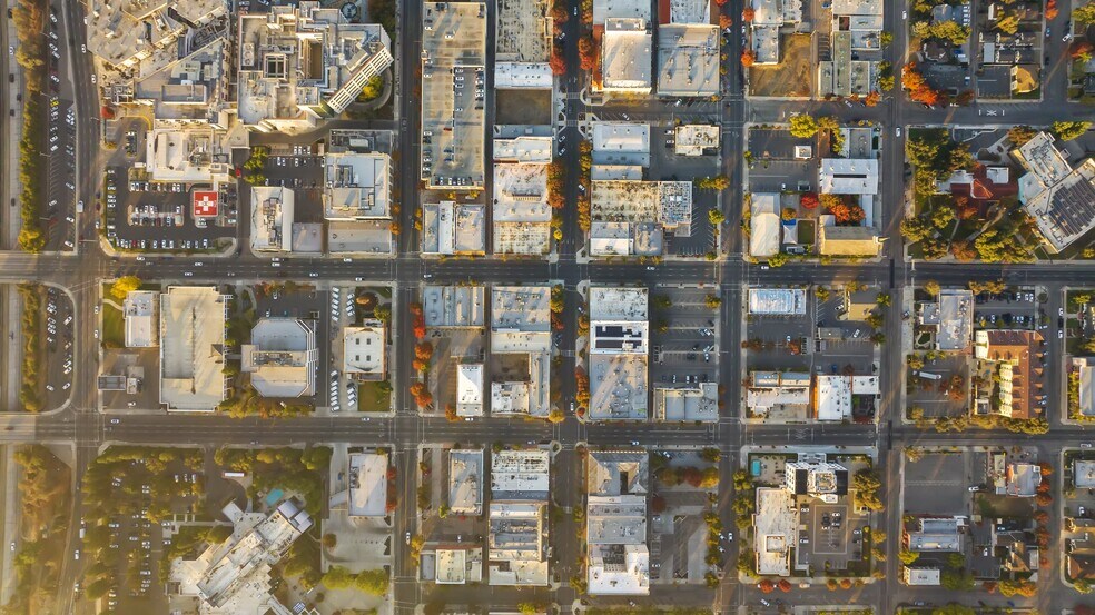 More Photos Of 100 Willow Plz, Visalia Medical For Sale