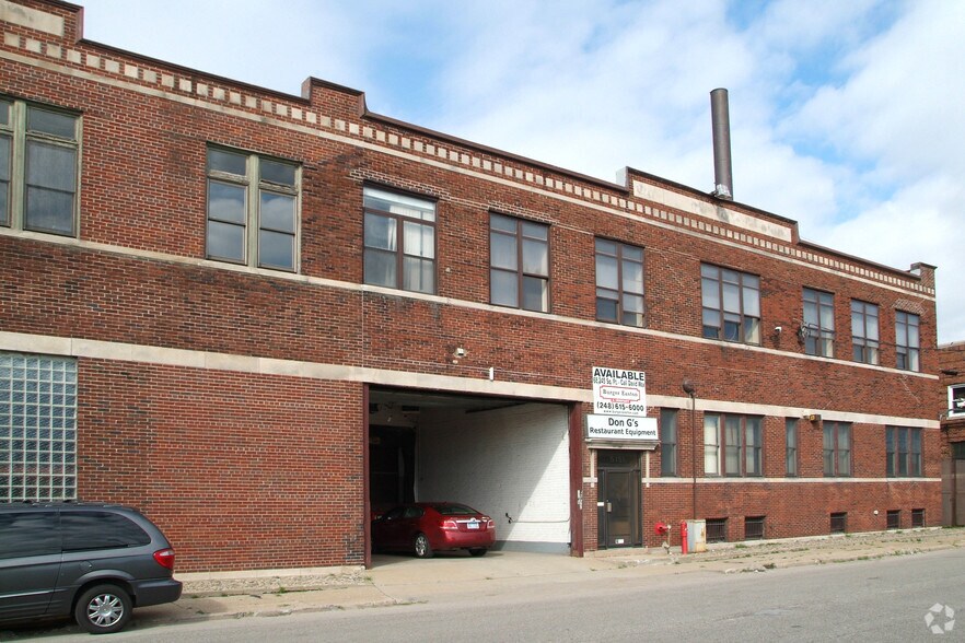 More Photos Of 5105-5151 Loraine St, Detroit Warehouse For Lease