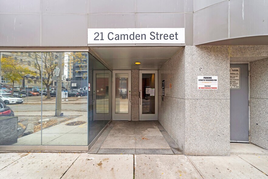 More Photos Of 21 Camden St, Toronto Office For Sale