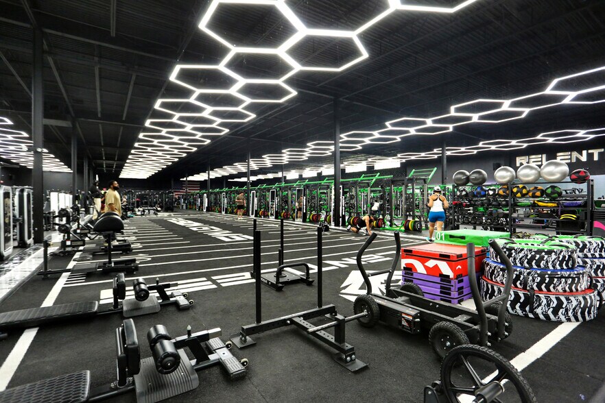 More Photos Of 179 Lincoln Hwy, Fairless Hills Health Club For Lease