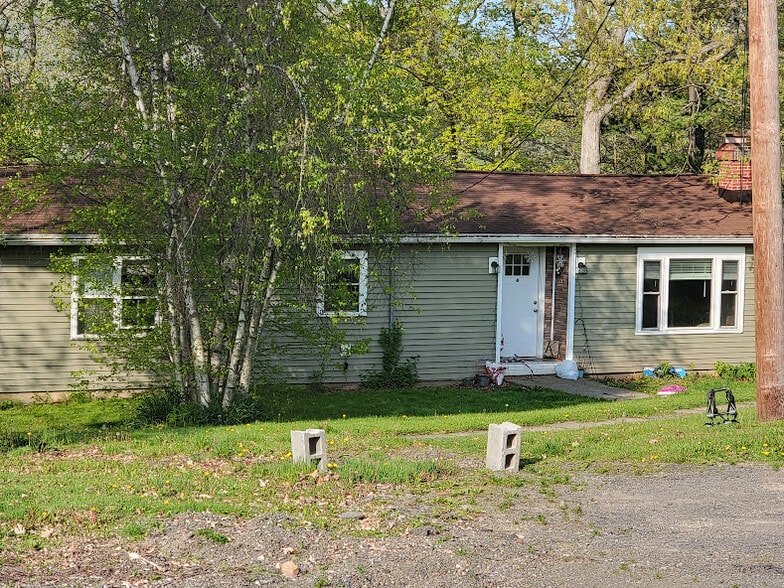 More Photos Of 400 Riverside Dr, Johnson City Specialty For Sale