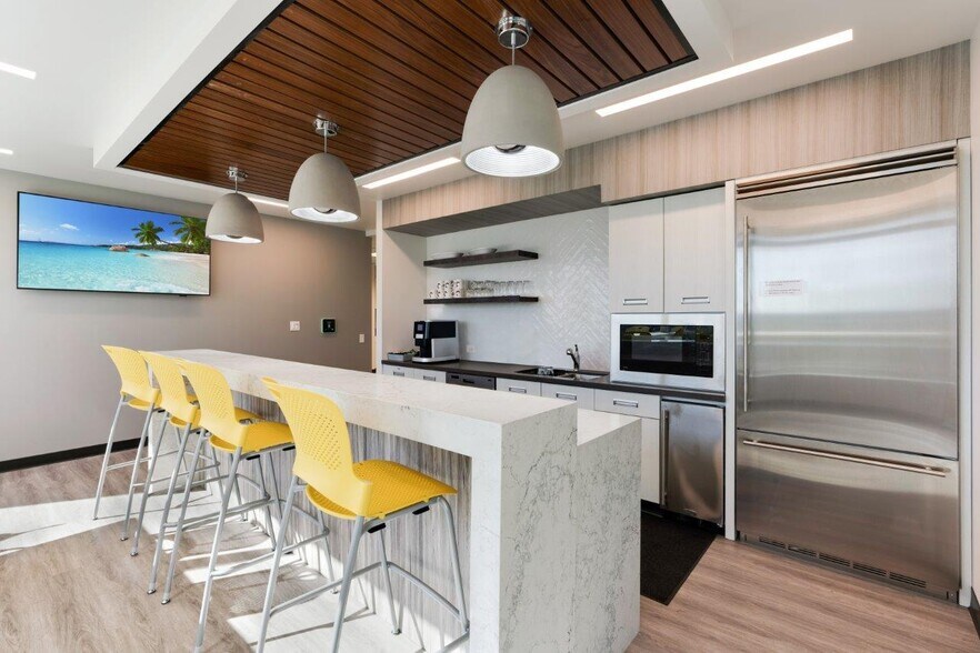 More Photos Of 500 W Cypress Creek Rd, Fort Lauderdale Unknown For Lease