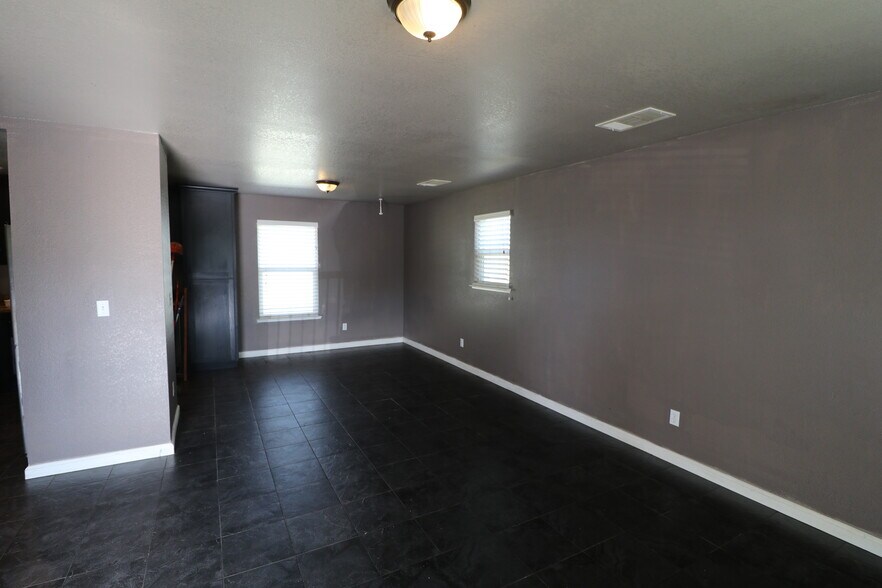 More Photos Of 5125 Kaiser Rd, Stockton Apartments For Sale