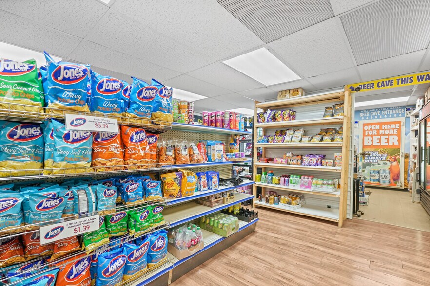 More Photos Of 401 N Main St, Polk General Retail For Sale