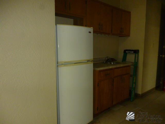 More Photos Of 642 E 39th Pl, Yuma Flex For Sale