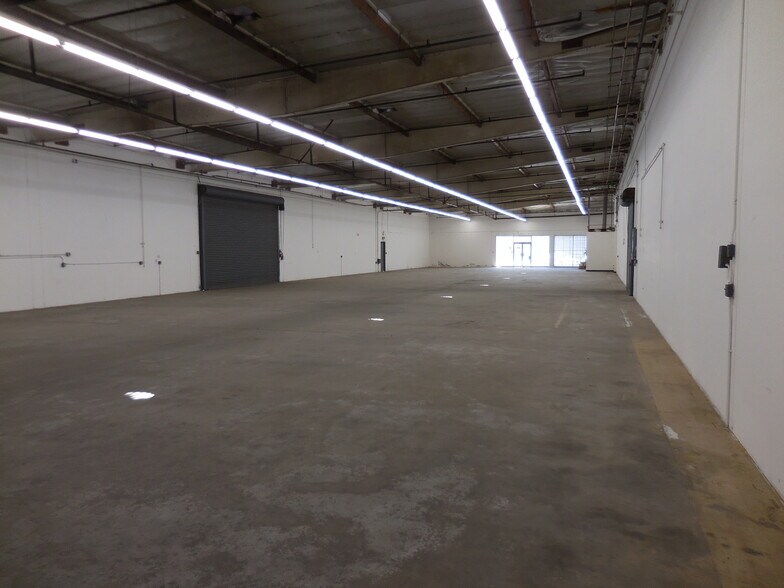 More Photos Of 141 E 157th St, Gardena Warehouse For Lease