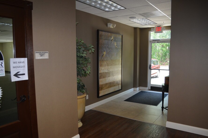 More Photos Of 10 William Pope Dr, Bluffton Medical For Lease