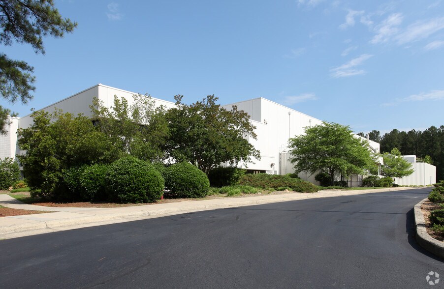 More Photos Of 1101 Hamlin Rd, Durham Research And Development For Lease