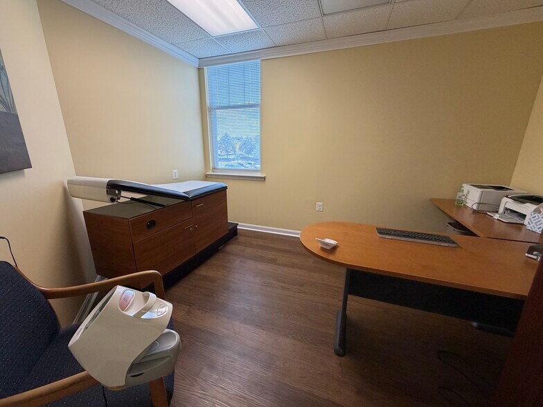 More Photos Of 301-306 Steeple Chase Dr, Prince Frederick Office For Sale