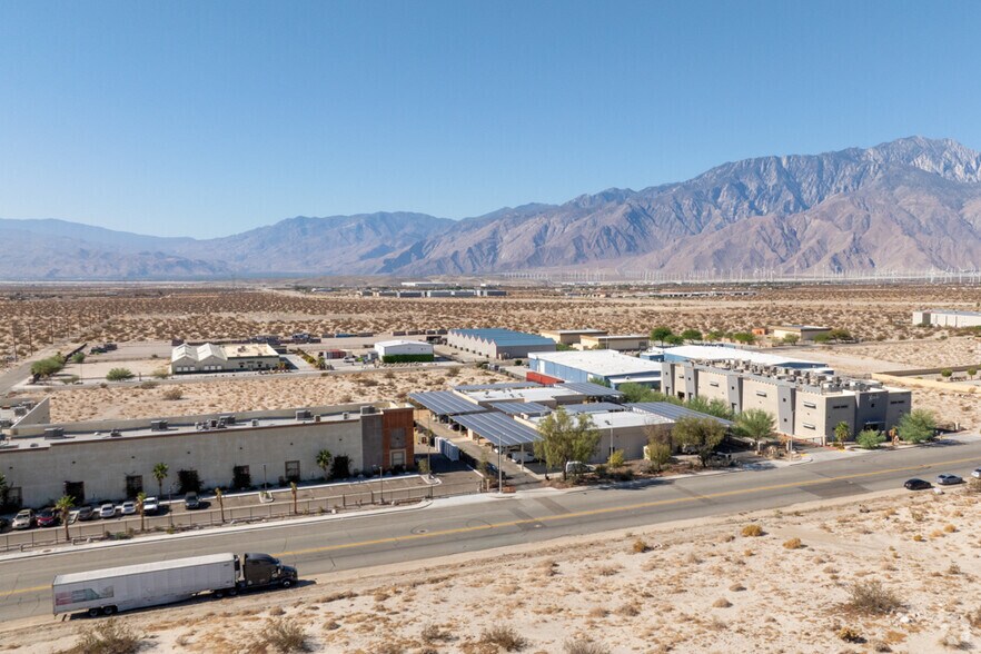 More Photos Of 65253 San Jacinto Ln, Desert Hot Springs Warehouse For Lease