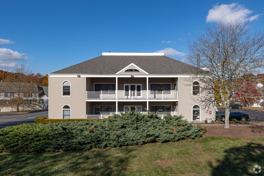 More Photos Of 101 Airport Rd, Westerly Medical For Lease