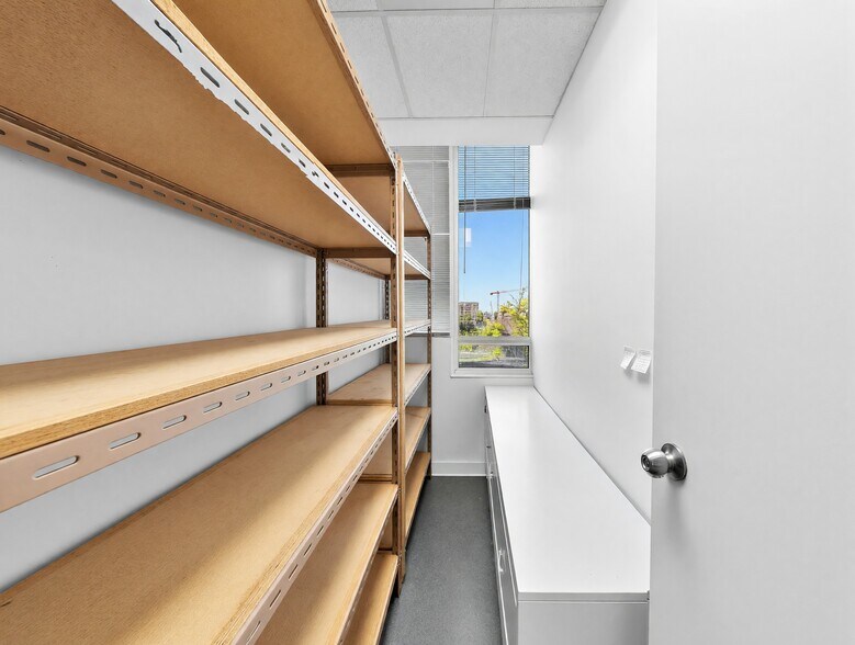 More Photos Of 1788 Broadway W, Vancouver Healthcare For Sale