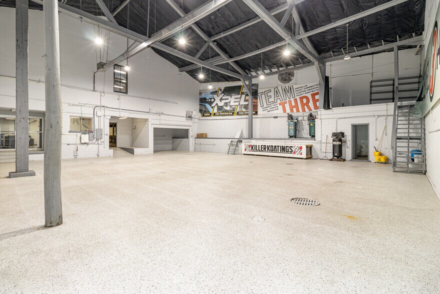 More Photos Of 2317 Donaldson Ave, Covington Auto Repair For Sale