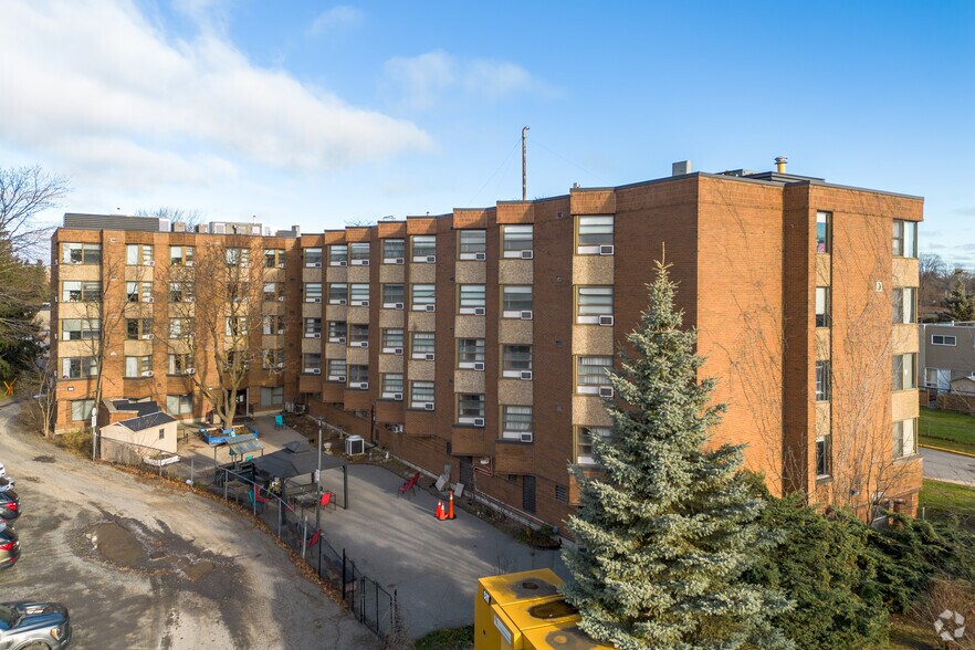 More Photos Of 2179 Elmira Dr, Ottawa Assisted Living For Sale