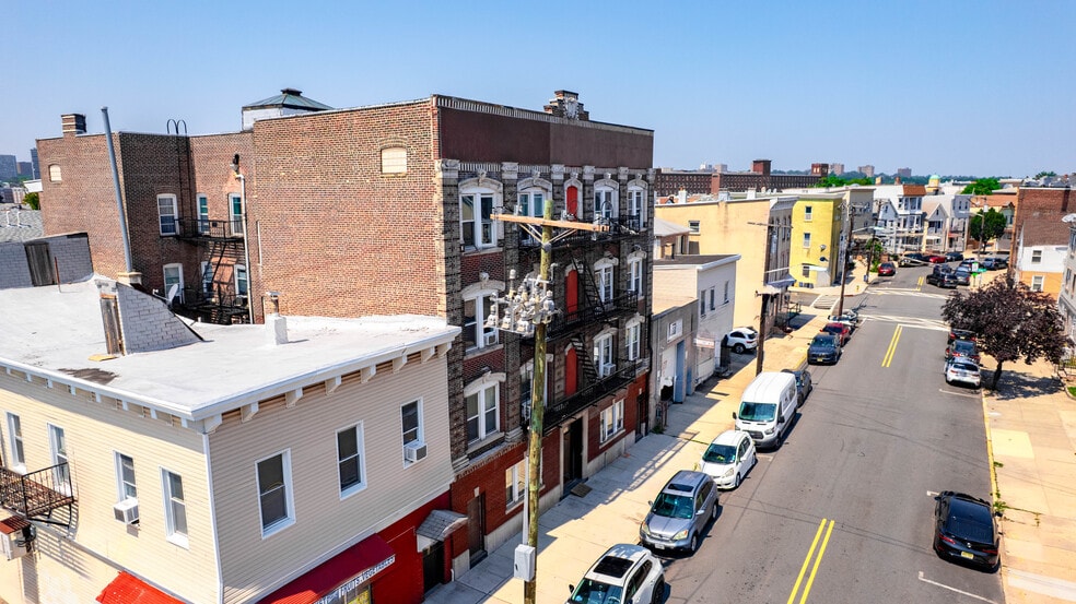 More Photos Of 302-304 N 3rd St, Harrison Apartments For Sale