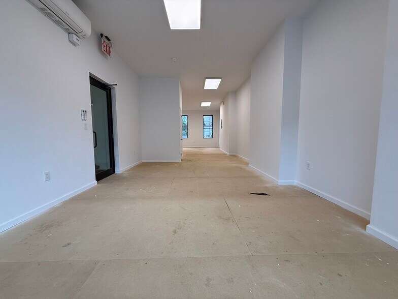 More Photos Of 319 Court St, Brooklyn Storefront Retail Residential For Lease