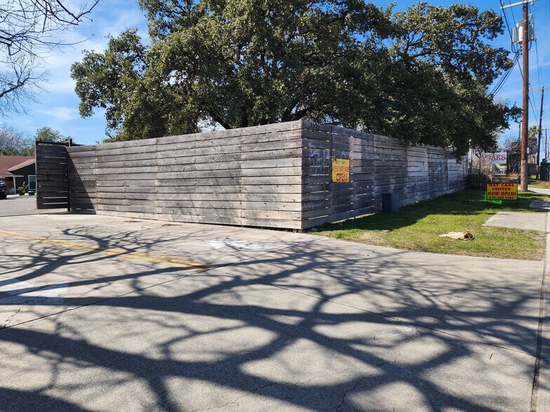 More Photos Of 1213 Bandera Rd, San Antonio Daycare Center For Sale