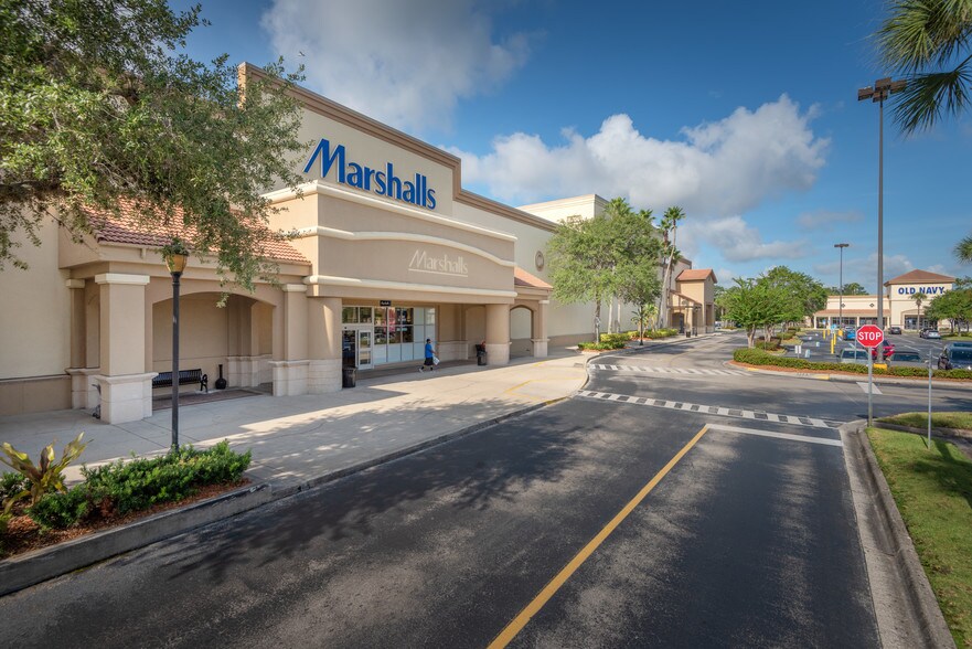 More Photos Of 2410-2606 E Colonial Dr, Orlando Unknown For Lease