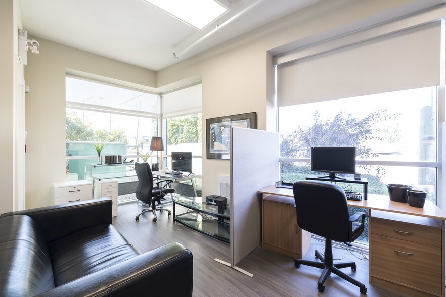 More Photos Of 618 E Kent Ave S, Vancouver Light Distribution For Sale