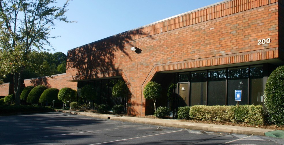 More Photos Of 11660 Alpharetta Hwy, Roswell Light Manufacturing For Lease