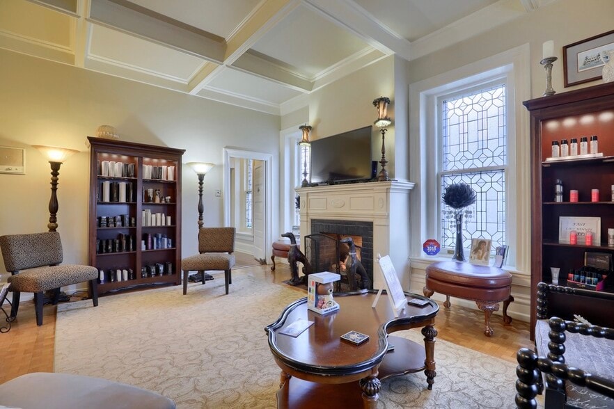 More Photos Of 802 N Duke St, Lancaster Office For Sale