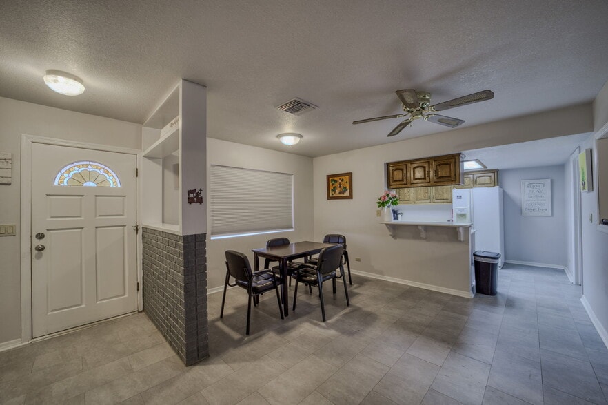 More Photos Of 5201 S Highway 95, Fort Mohave Storefront Retail Office For Sale