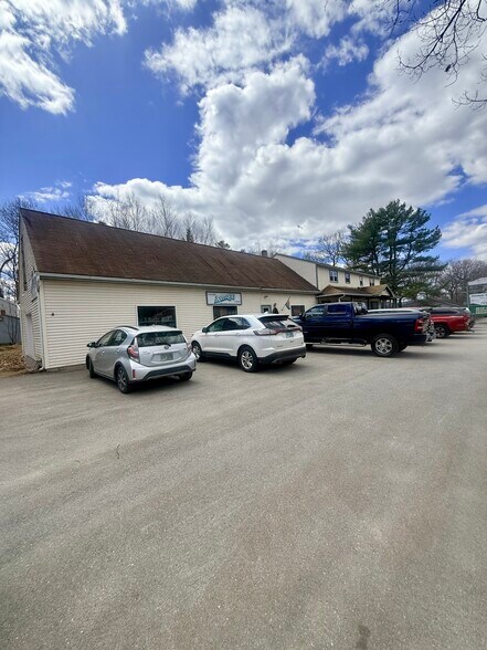 More Photos Of 1557 1st New Hampshire Tpke, Northwood Storefront Retail Residential For Sale