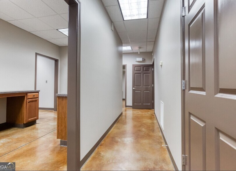 More Photos Of 1958 Youth Monroe Rd, Monroe Medical For Sale