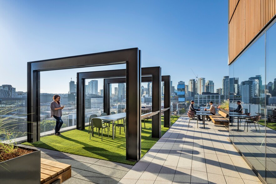 More Photos Of 701 Dexter Ave N, Seattle Office For Lease