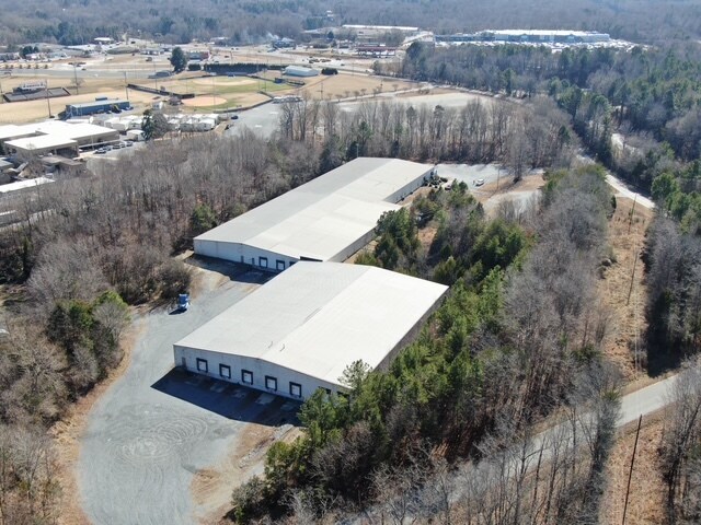 Primary Photo Of 4524 Tigers Den Rd, Randleman Distribution For Sale
