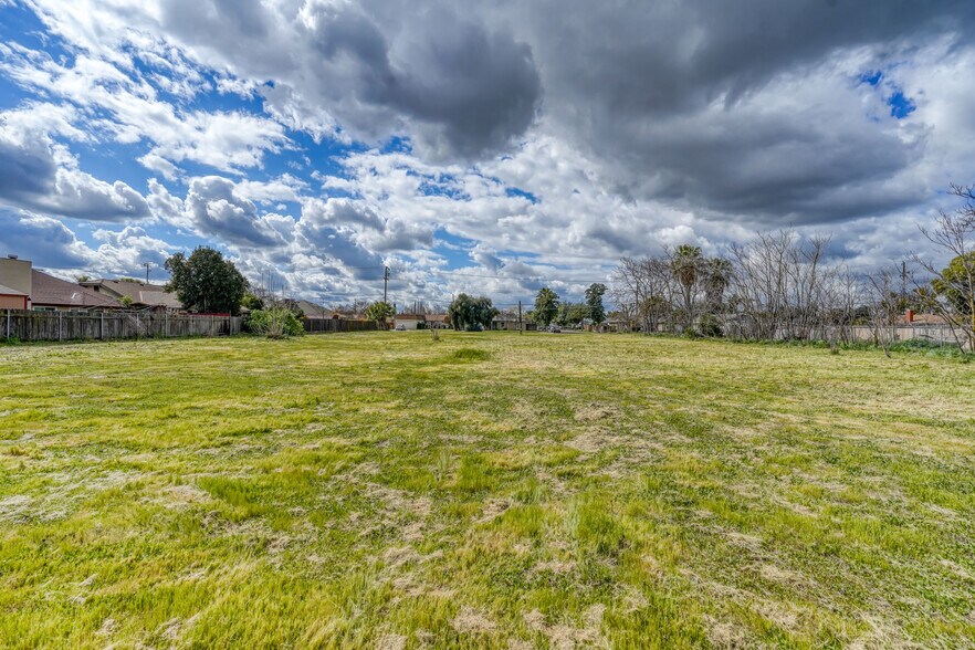 More Photos Of 4516 N Chestnut Ave, Fresno Land For Sale