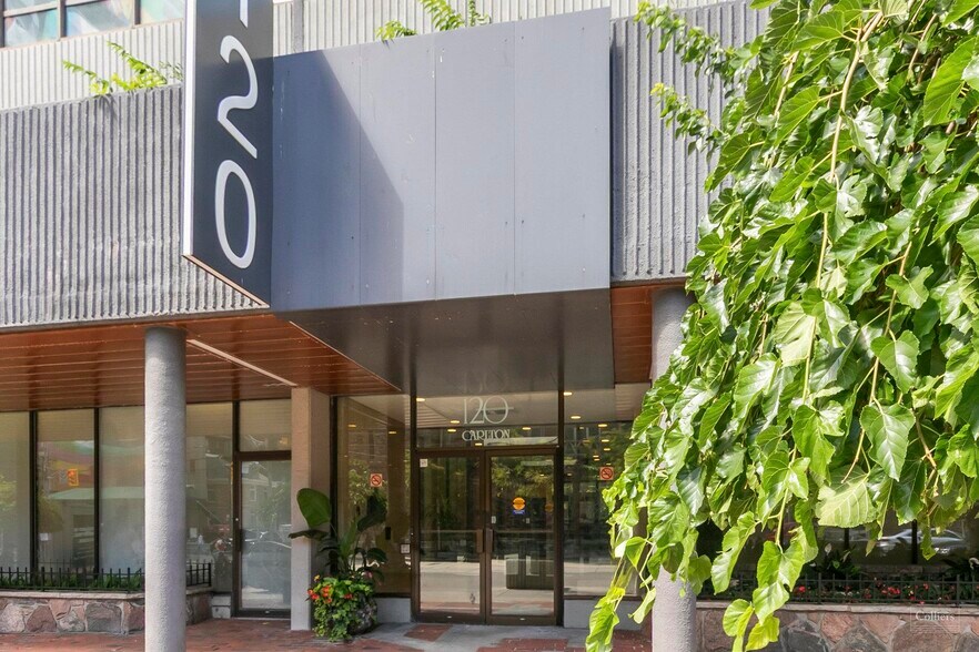 More Photos Of 120 Carlton St, Toronto Office For Sale
