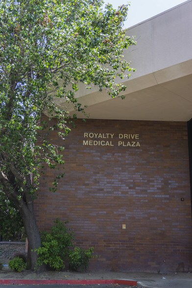 More Photos Of 1902 Royalty Dr, Pomona Medical For Lease