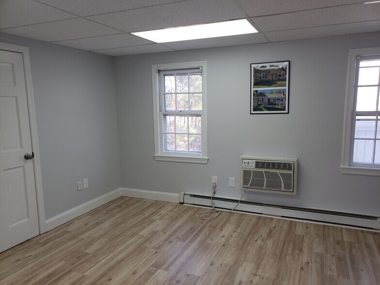 More Photos Of 420 Route 134, South Dennis Office For Sale