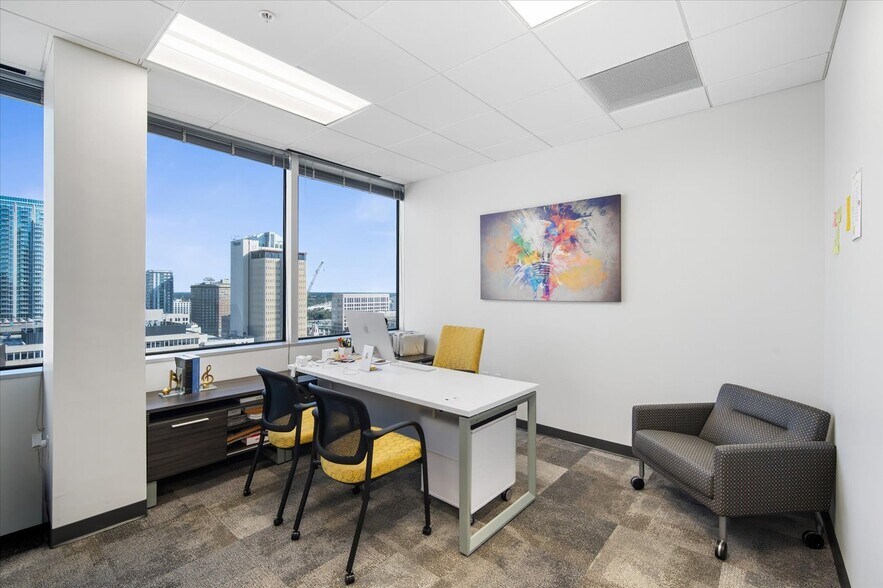 More Photos Of 201 E Kennedy Blvd, Tampa Office For Lease