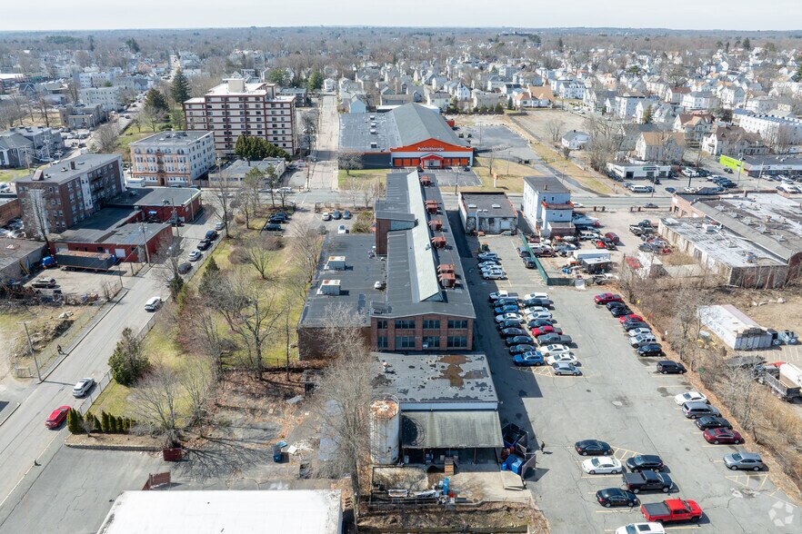 More Photos Of 117-119 N Main St, Brockton Office For Sale