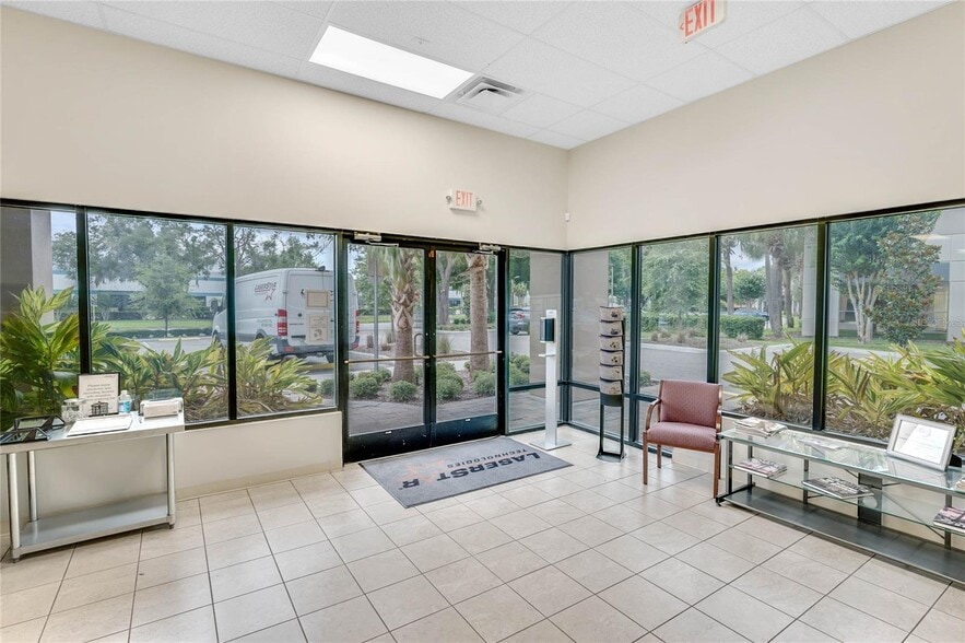 More Photos Of 2461 Orlando Central Pky, Orlando Industrial For Sale