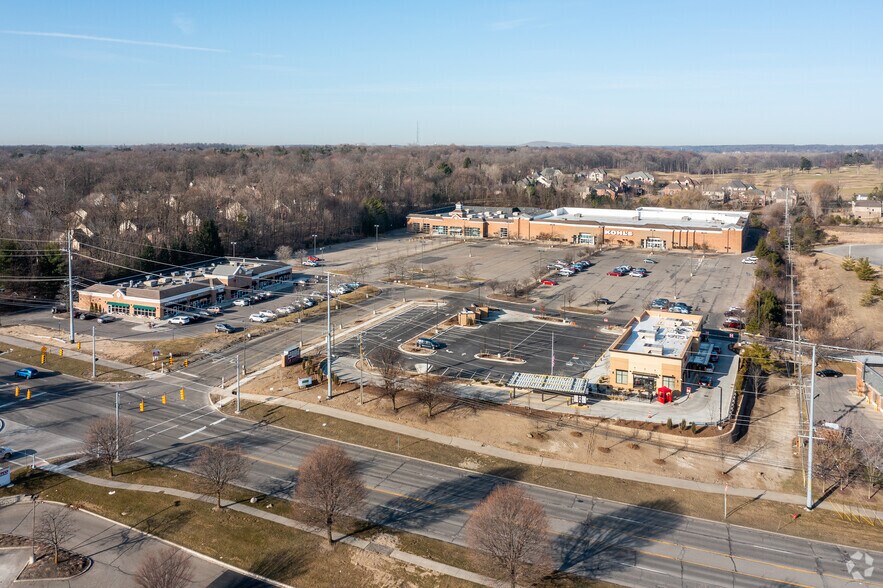 More Photos Of 20111 Haggerty Rd, Northville Freestanding For Lease