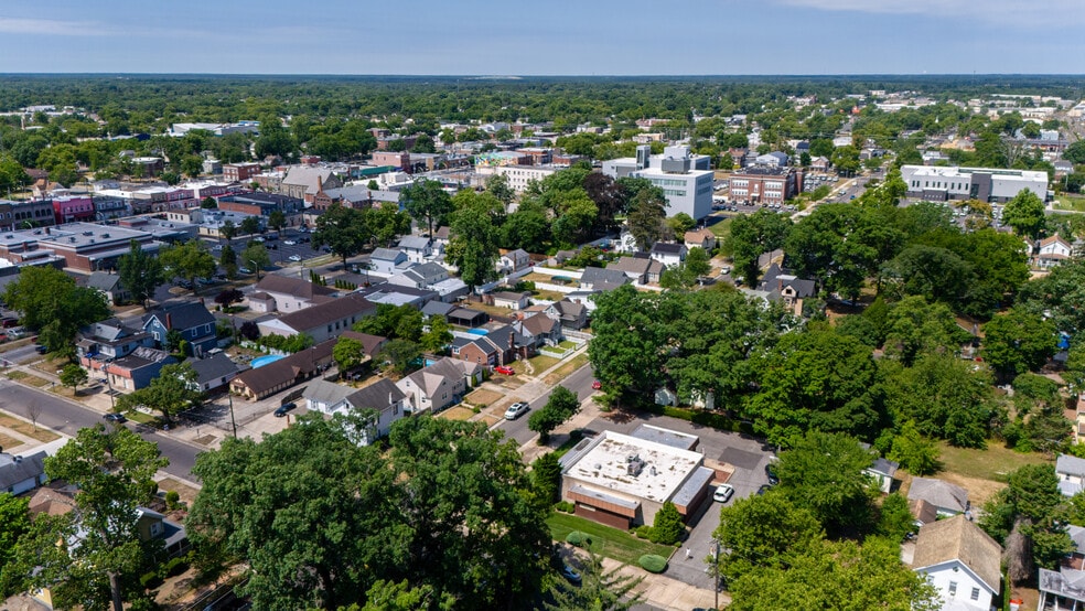 More Photos Of 202 8th St, Vineland Office For Sale