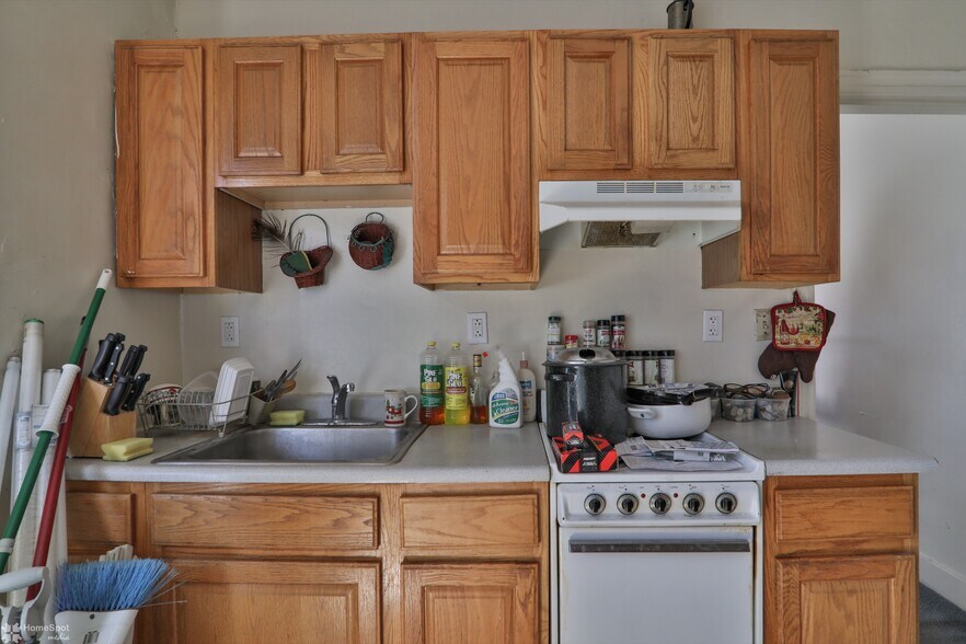 More Photos Of 1550 Warren St, Allentown Apartments For Sale